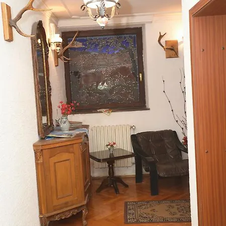 Beli Dvor *
